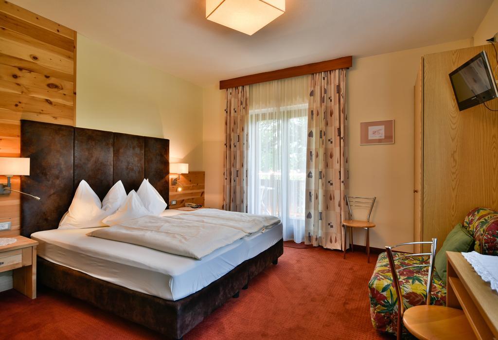Hotel Villnerhof Egna Ngoại thất bức ảnh
